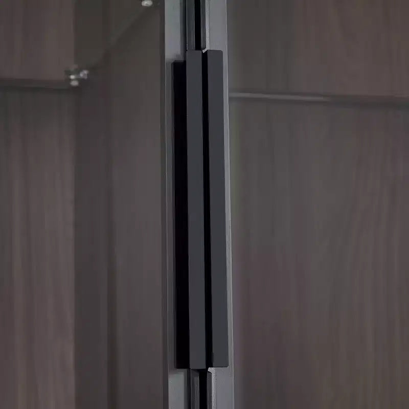 Meuble d'exposition lumineux à LED de 130 cm de haut avec porte en verre trempé, bibliothèque moderne avec cadre en métal pour salon, bureau/cabinet d'étude, noir - ModernLuxe