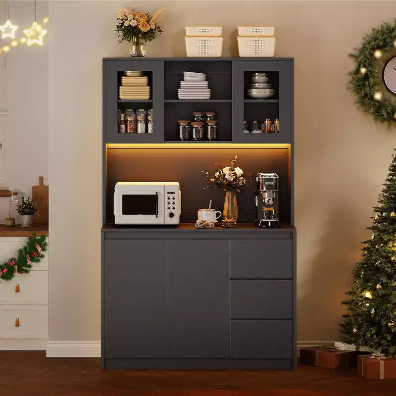 Armoire de cuisine avec lumières LED et station de charge, Grand placard de rangement avec plan de travail, Garde-manger avec tiroir et portes en verre