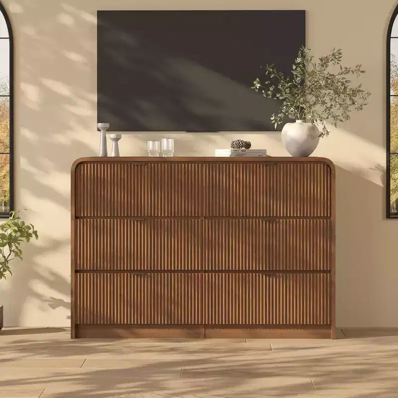 Commode 6 tiroirs cannelée, commode de chambre moderne avec bords arrondis, finition bois, grand meuble de rangement pour chambre, salon et couloir