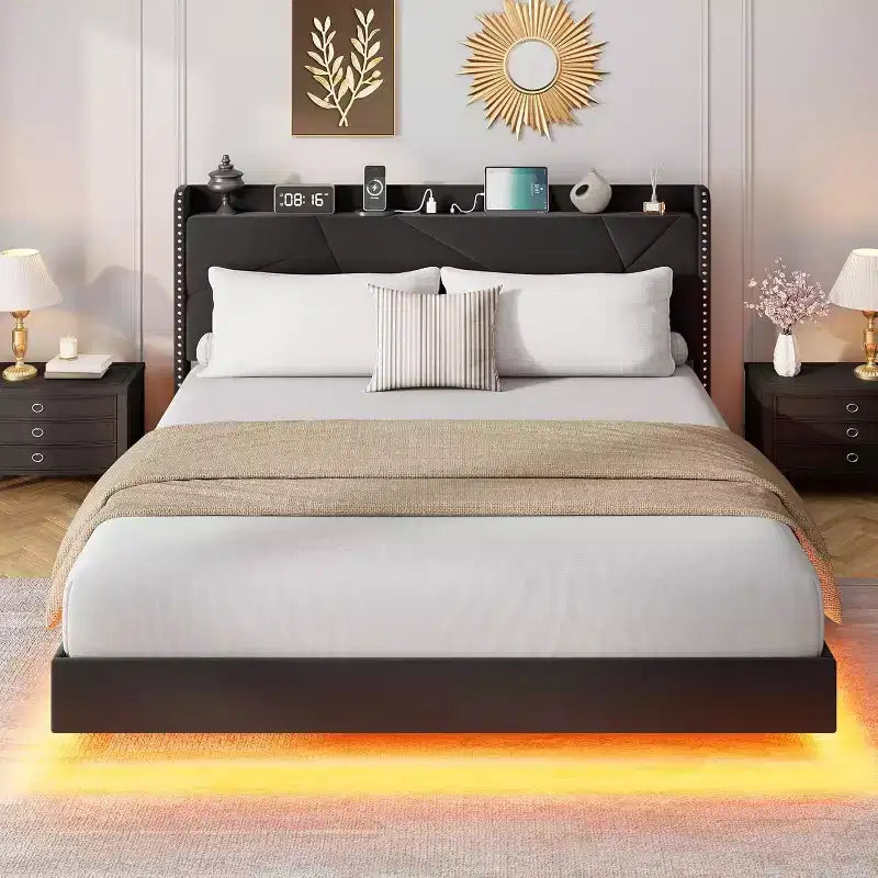 Cadre de lit plateforme tapissé flottant avec lumières LED et station de recharge